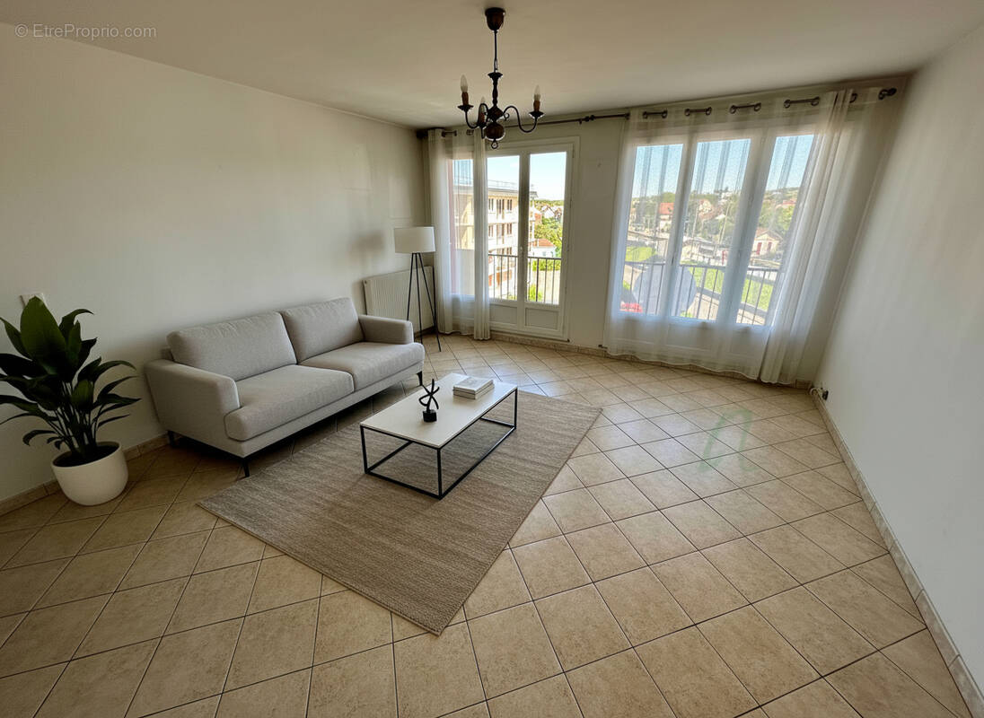 Appartement à BONNIERES-SUR-SEINE