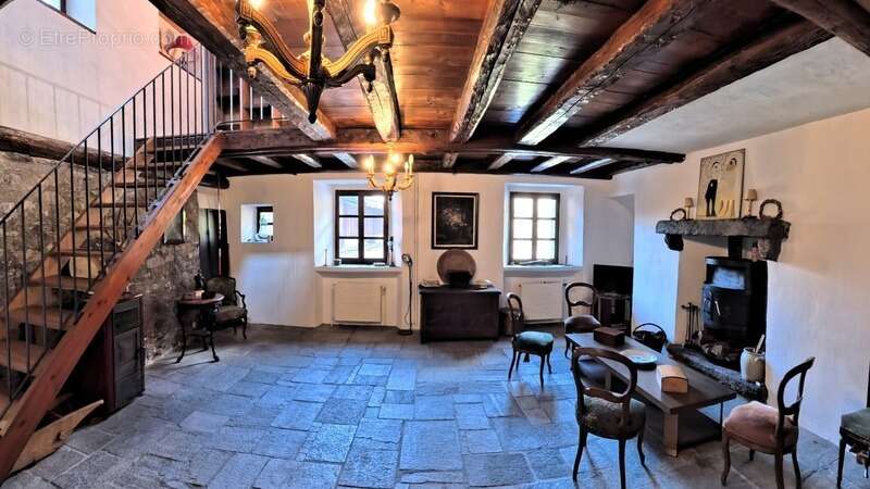Ensemble immobilier d’exception- presbytère- Tarentaise COURCHEVEL (73) - photo 13