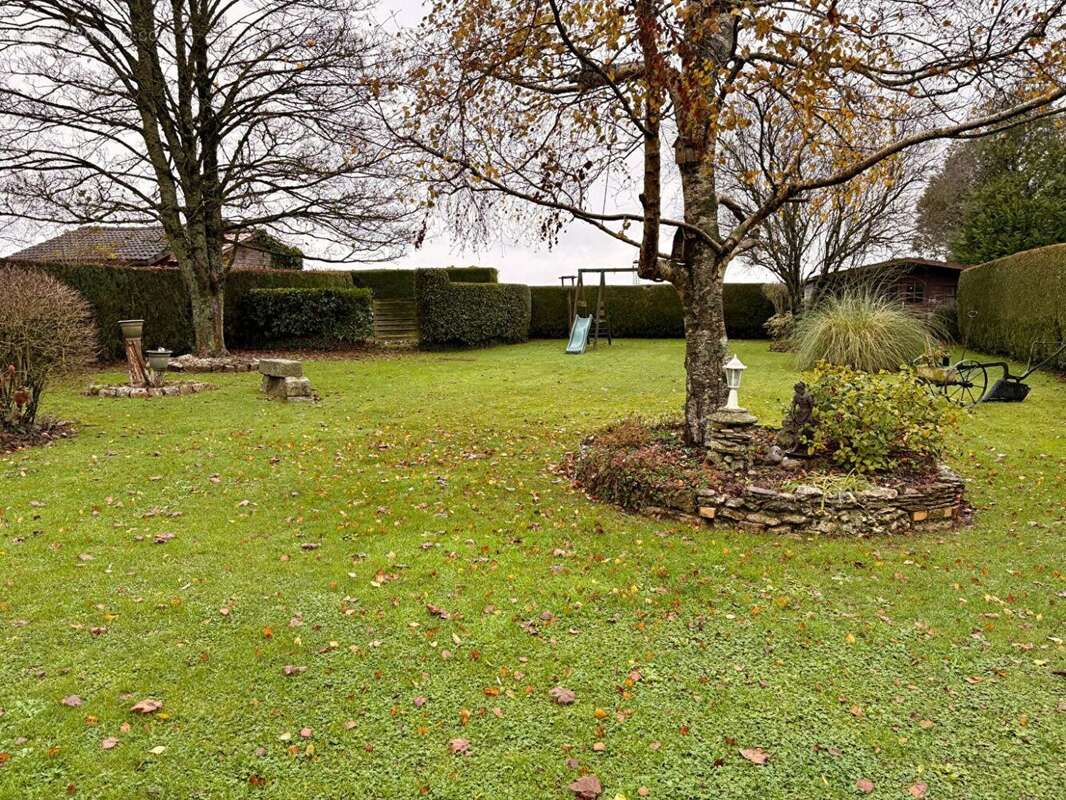 59762222i.jpg - Maison à SAINTE-GENEVIEVE
