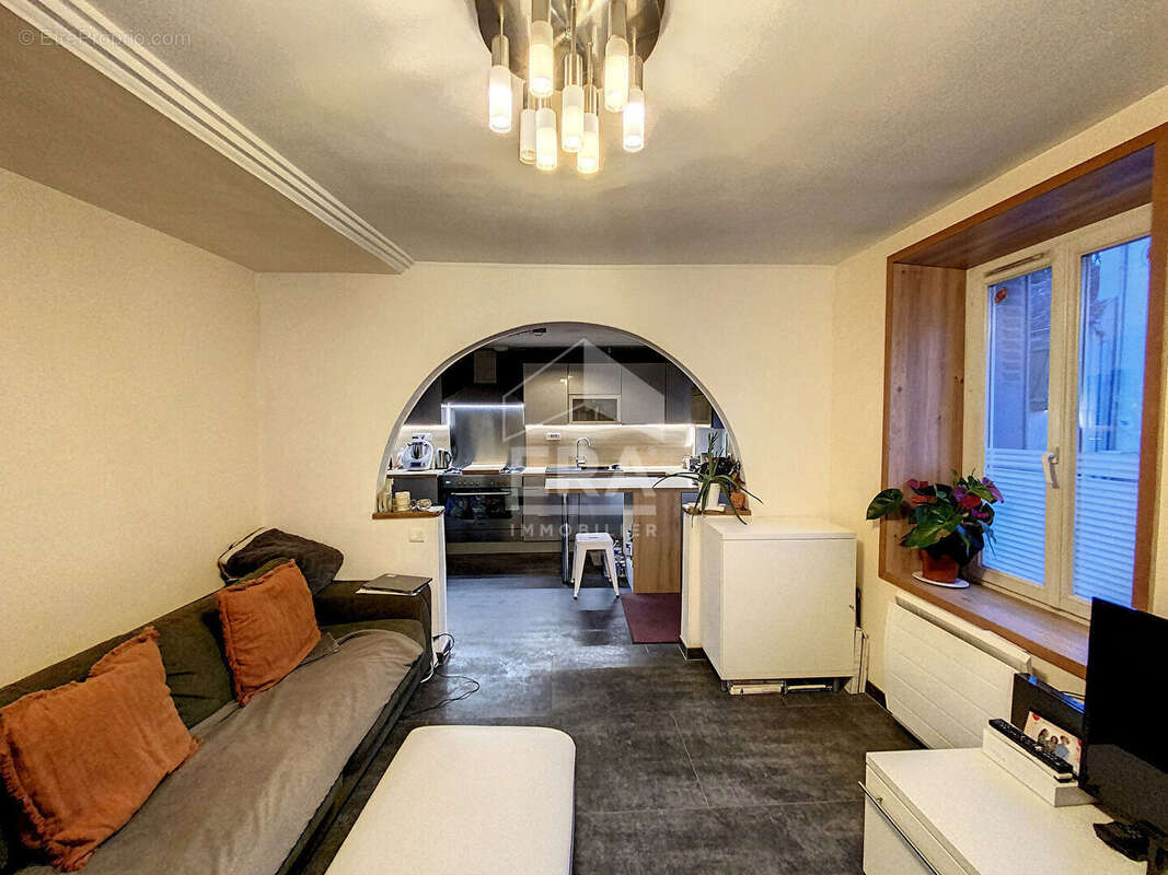 Maison à CHAUMONTEL