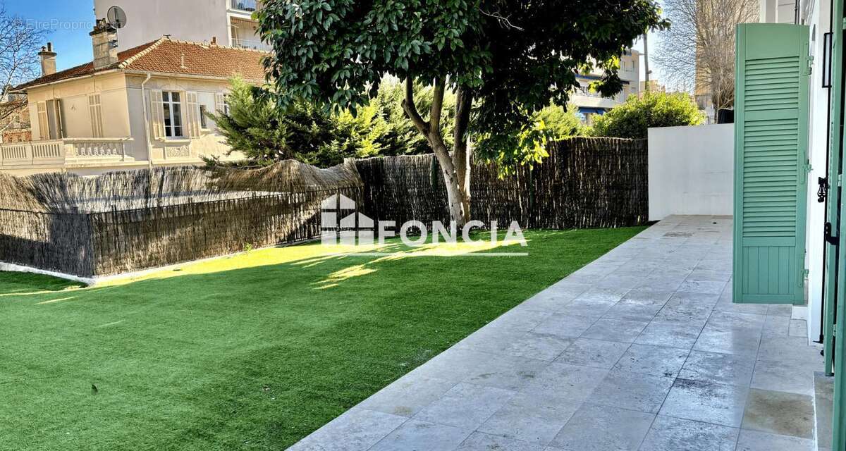 Appartement à CANNES