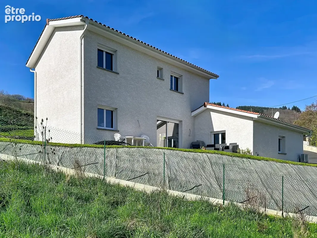 Maison récente de 111m2  à Juliénas  - en plein cœur du beaujolais - photo 3
