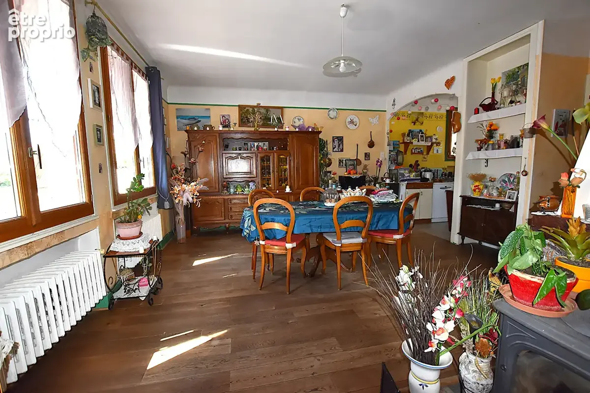Le mayet de montagne maison  7 pièce(s) - photo 4