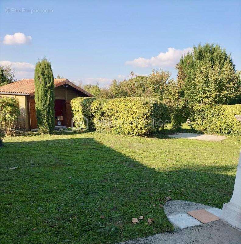 Charmante Demeure, 150m2,  plain pied, avec jardin, 4 chambres - photo 15