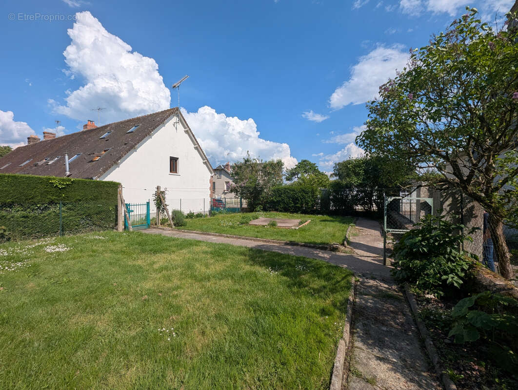 Maison à CHATEAUDUN