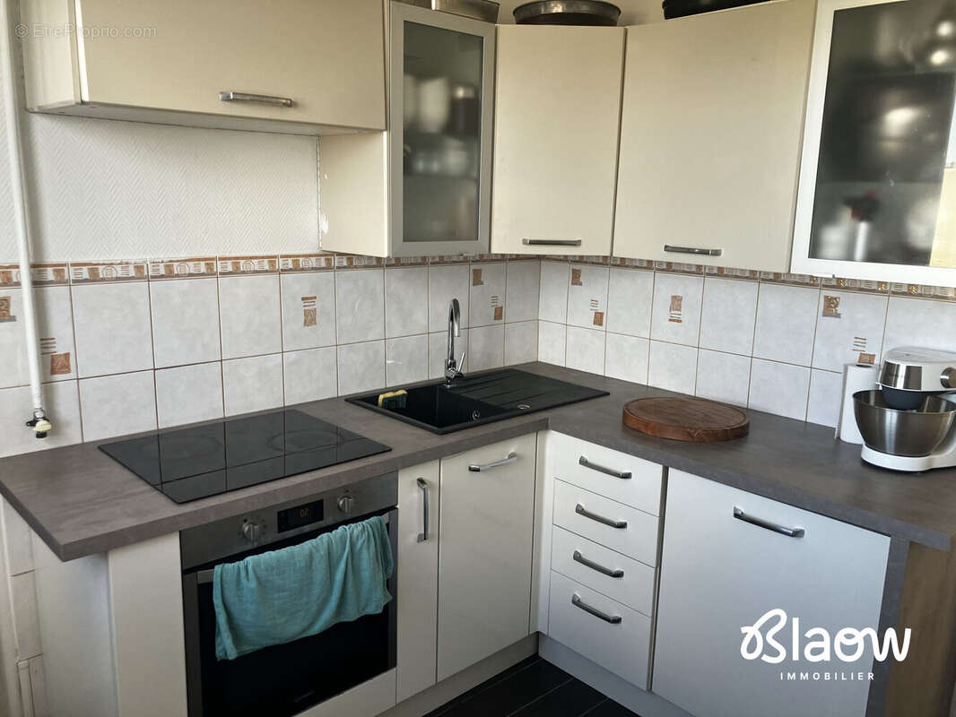 Appartement à MEYZIEU