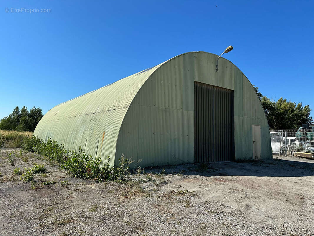 Terrain à CARCASSONNE