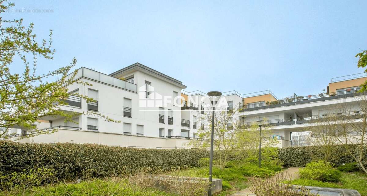 Appartement à ELANCOURT