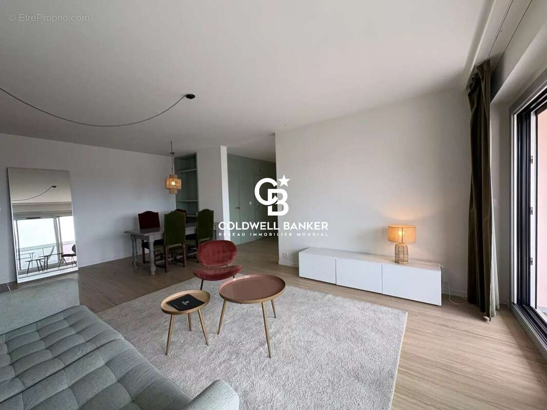 À vendre Appartement T3 à Annemasse centre 74100 terrasse + parking, proche gare - photo 6