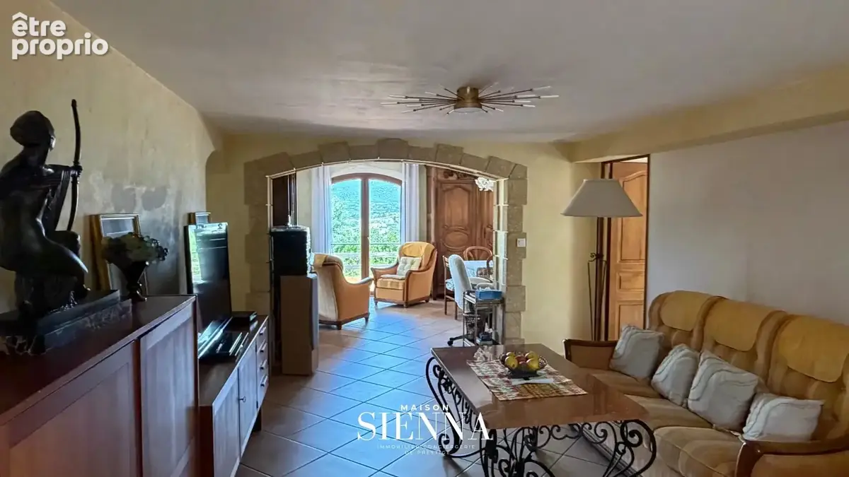 Maison 6 pièces 135 m² à vendre à La Seyne-Sur-Mer (83500) - photo 7