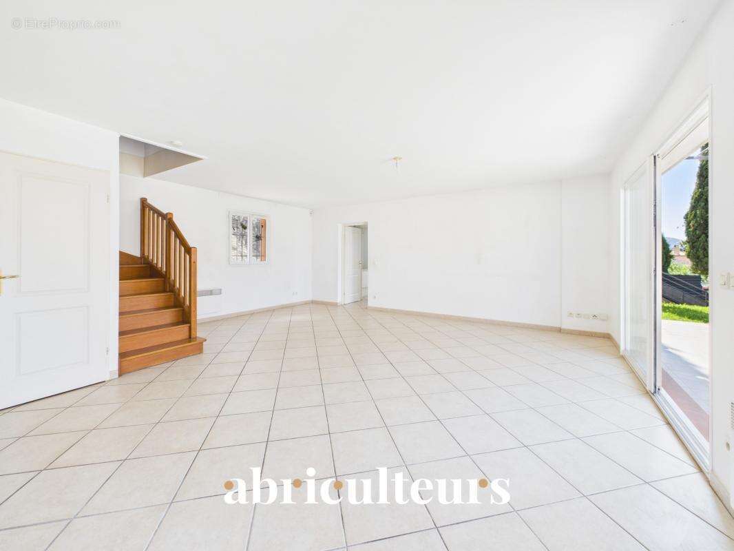 Maison à MARSEILLE-12E