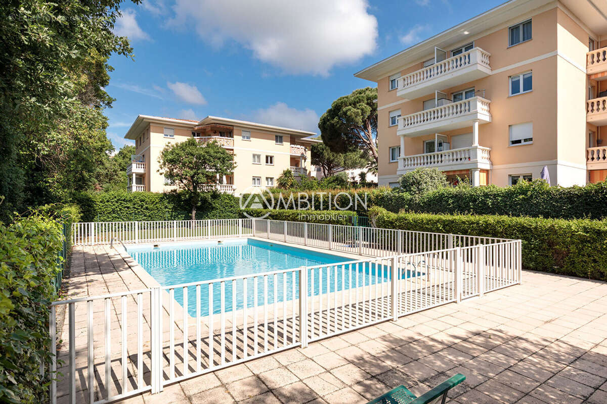 À vendre : Appartement 4 pièces avec parking privé à Fréjus avec piscine - photo 16