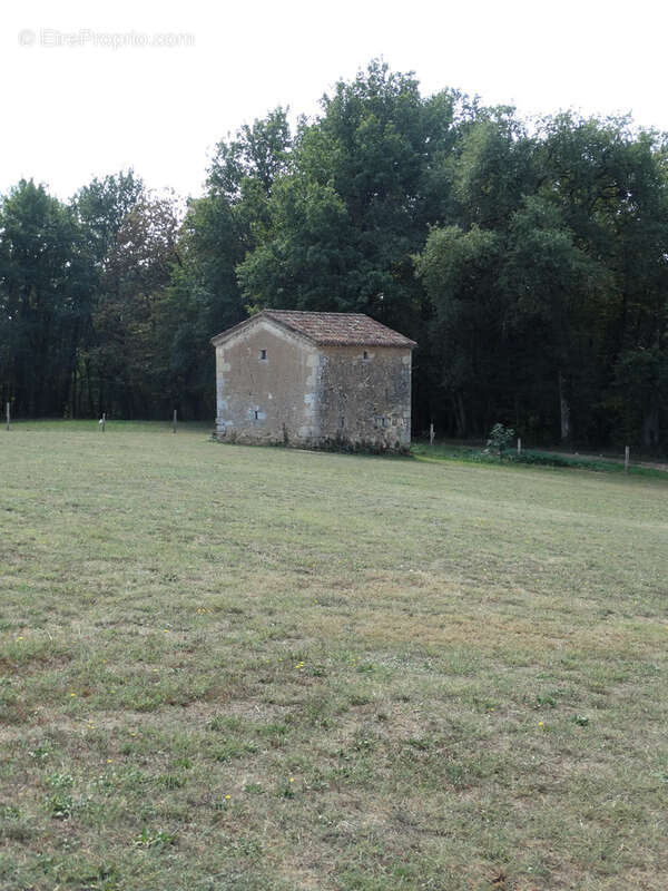 Maison à CUZORN