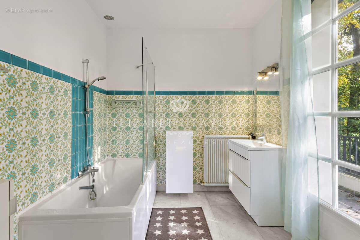 Maison à LE VESINET