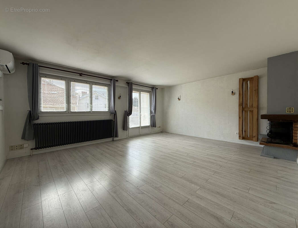 Appartement à VITTEL