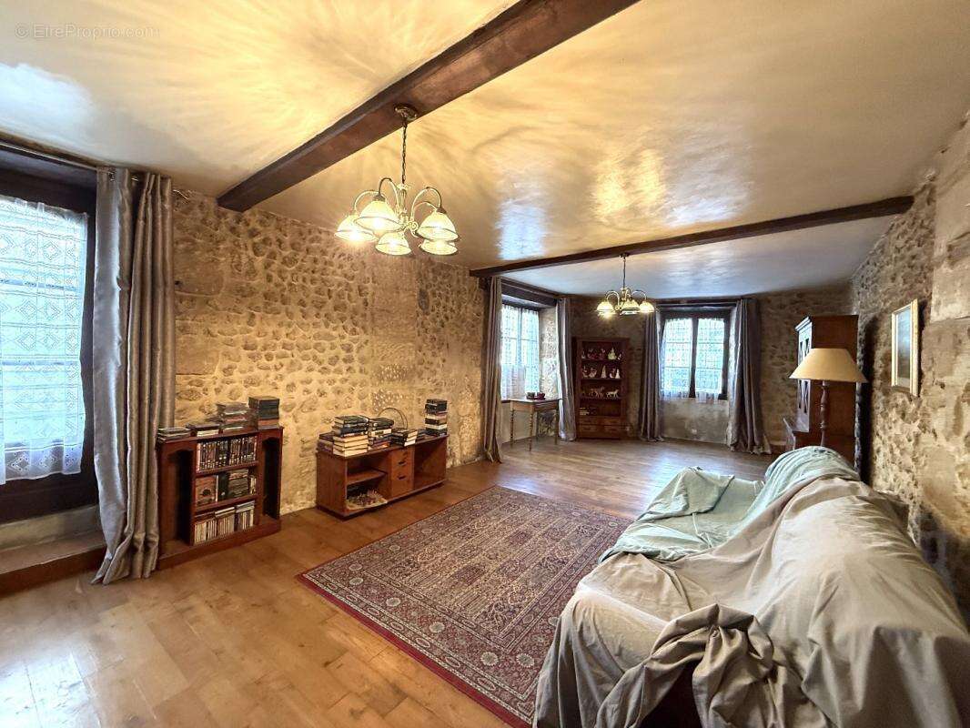 Maison à SAINT-SEVERIN