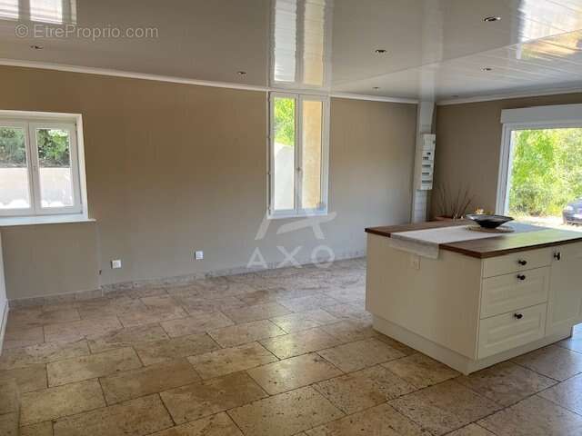 Maison à GOND-PONTOUVRE