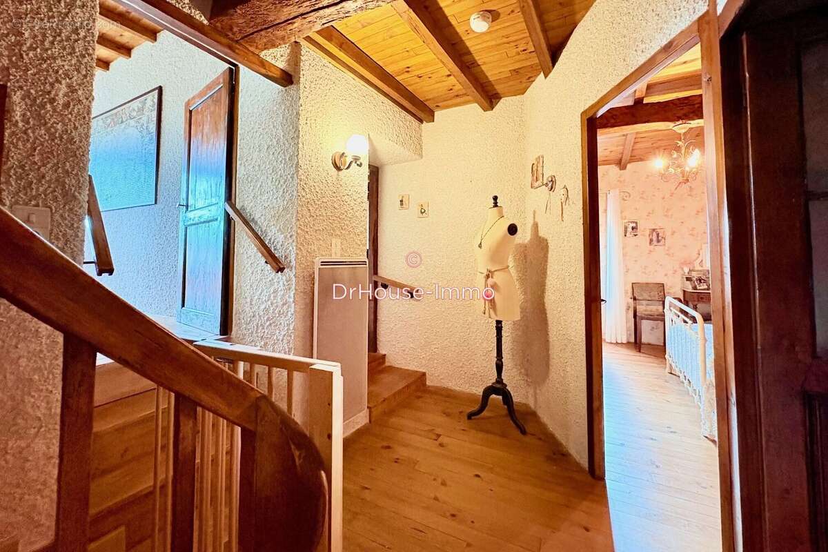 Maison à MOUSSOULENS