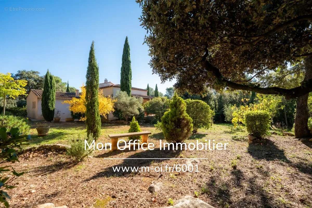 Maison à SAINT-MARC-JAUMEGARDE