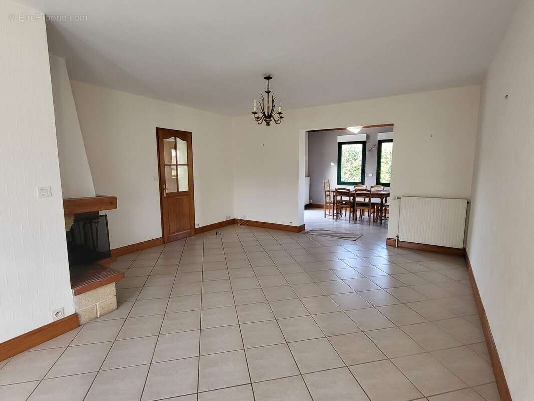 Maison à LE MINIHIC-SUR-RANCE