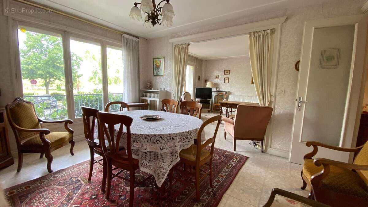 Appartement à VICHY