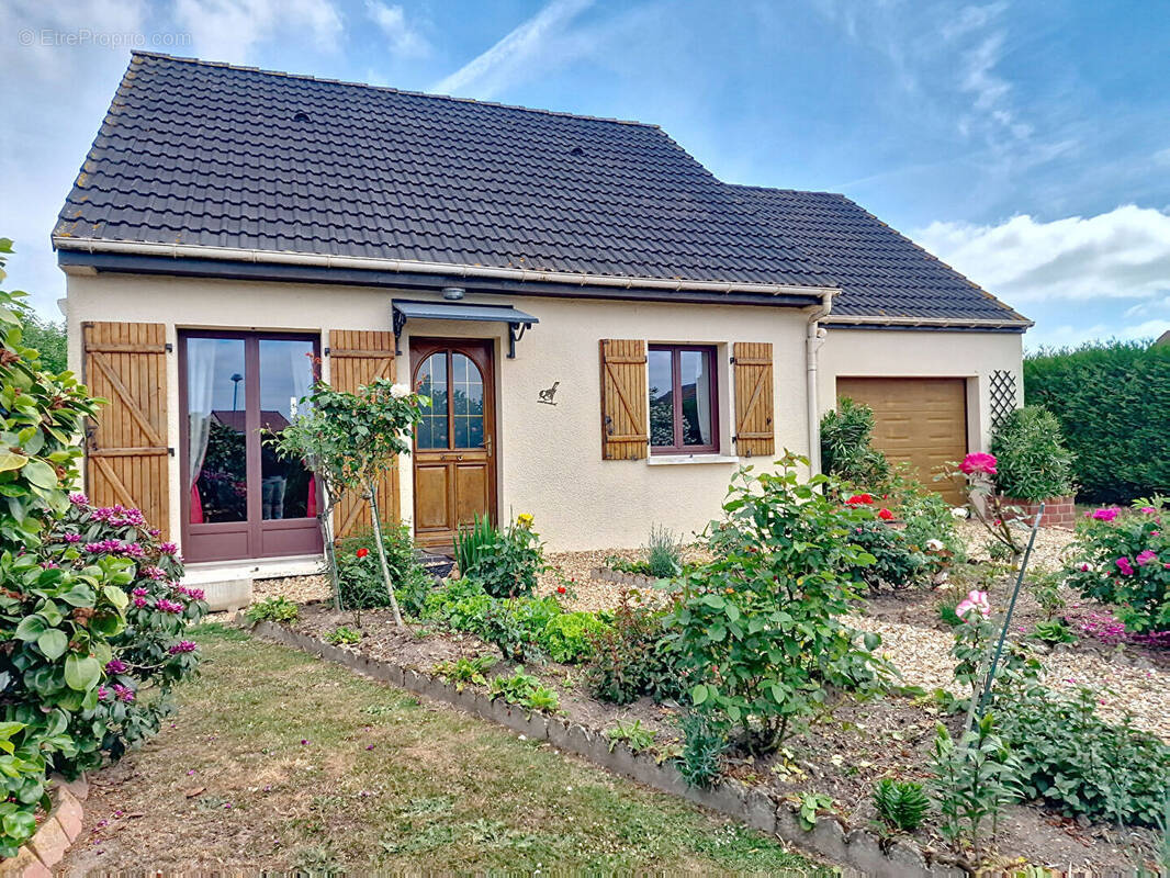 Maison à CLAVILLE