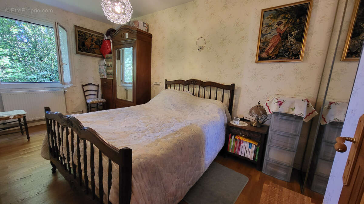 Maison à LA BONNEVILLE-SUR-ITON