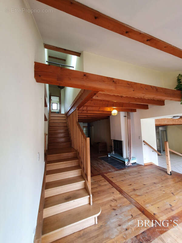 Maison 288 m² à Le Val-D'ajol  - photo 3