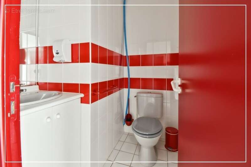 Investissement locatif ou implantation professionnelle : une opportunité à saisir ! à vendre CULAN (18) - photo 9