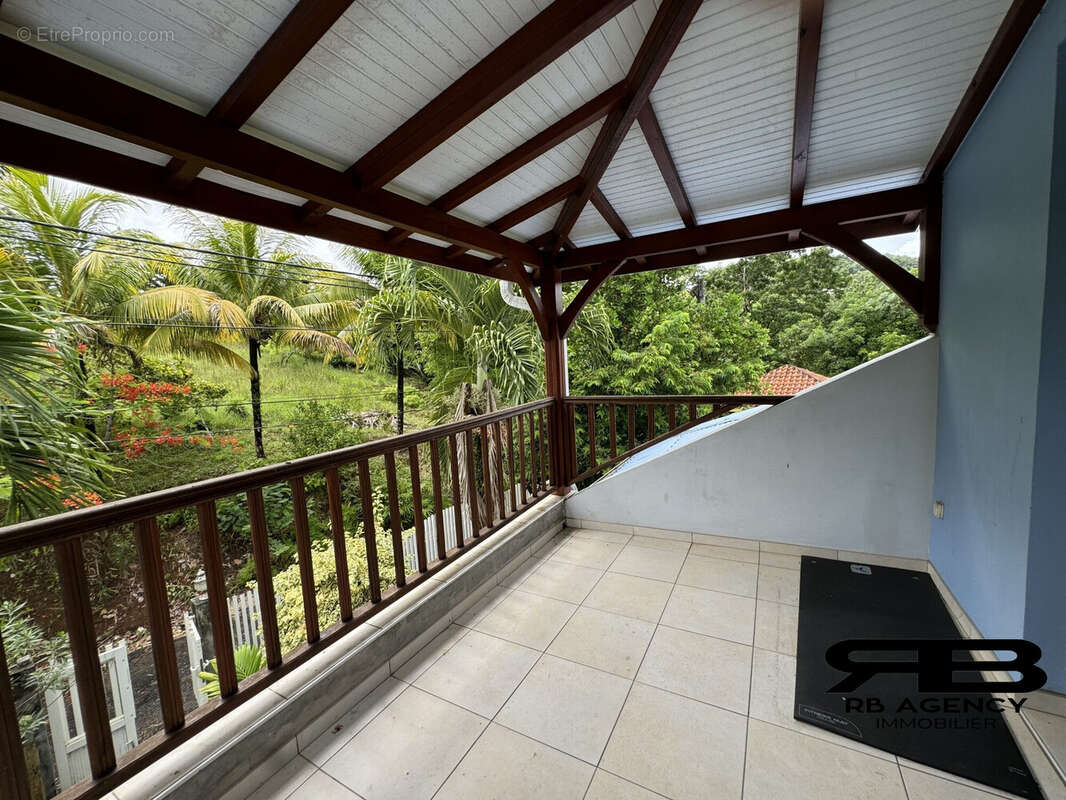 Appartement à DUCOS