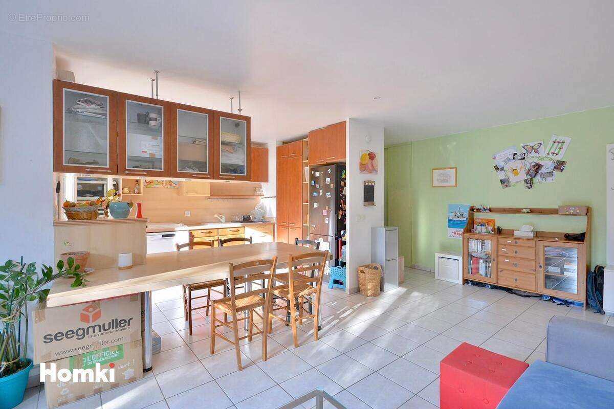 Appartement à LYON-9E