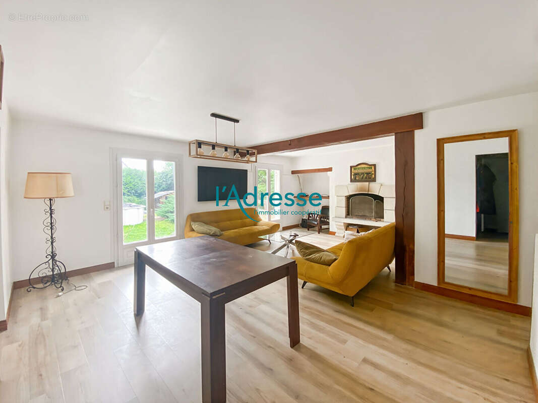 Maison à SERAINCOURT