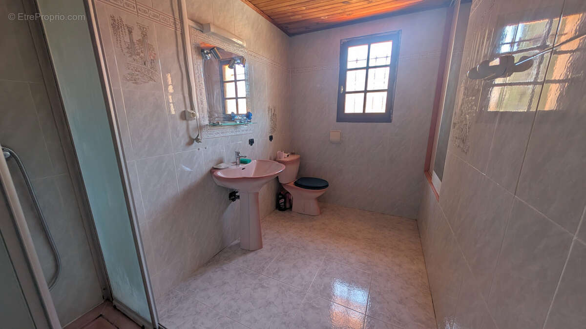 Maison à LAROQUE-DES-ALBERES