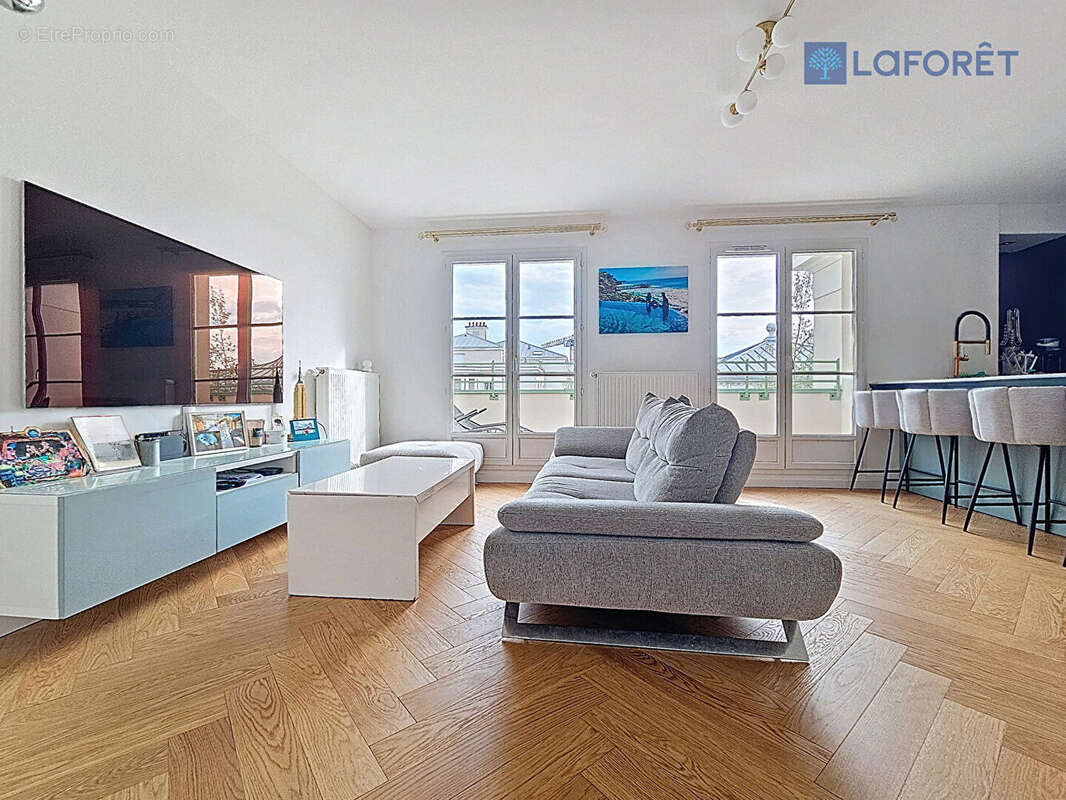 Appartement à SERRIS