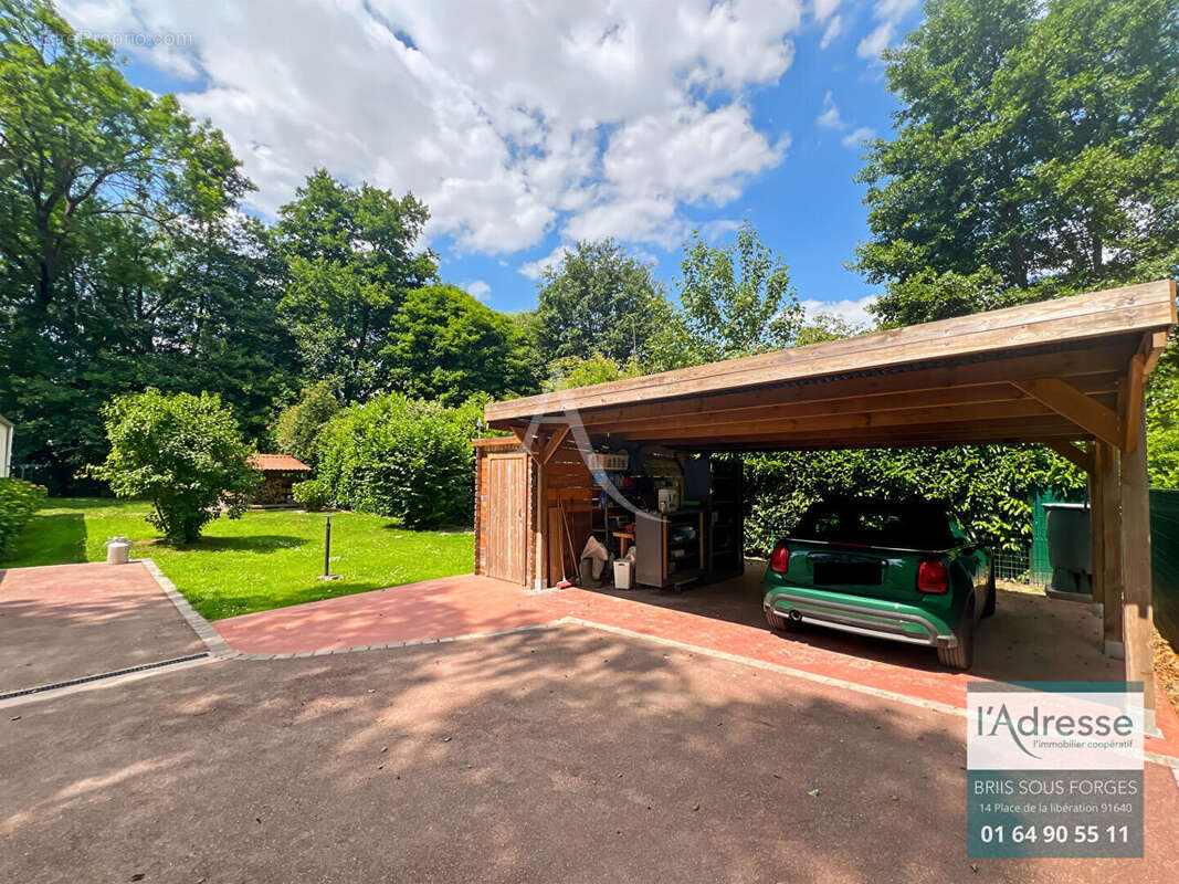 Maison à BRIIS-SOUS-FORGES