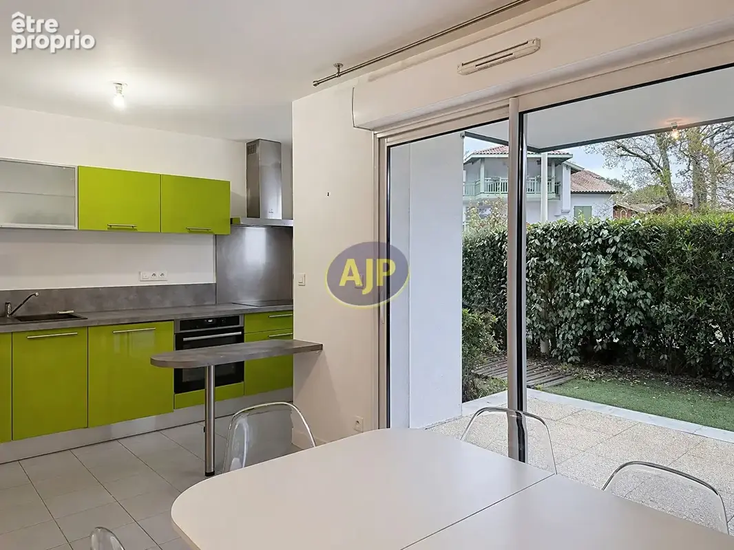 Capbreton proche port et hossegor - t3 en rez-de-jardin avec garage, parking et cave - photo 4