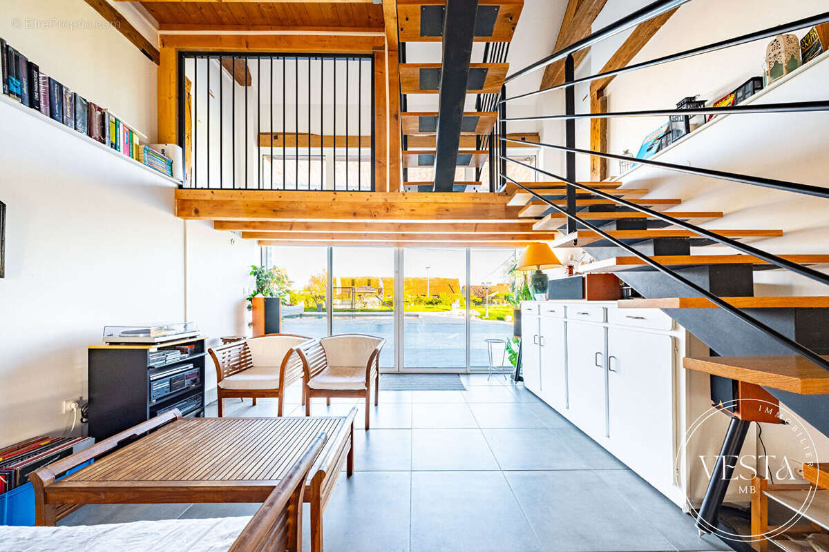 Maison à SAINT-SYMPHORIEN-SUR-SAONE