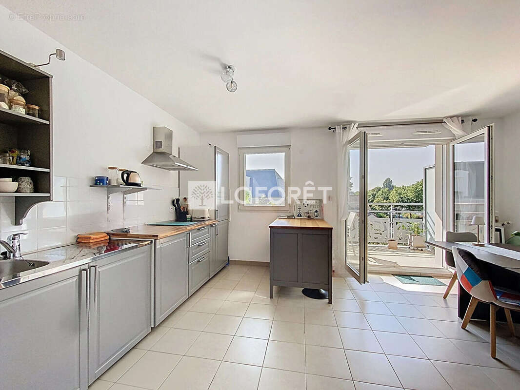 Appartement à VERNEUIL-SUR-SEINE