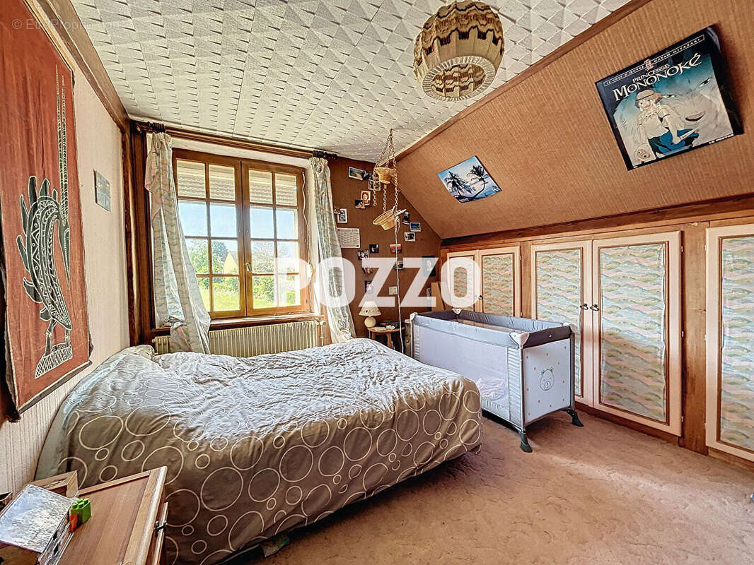 A VENDRE - YQUELON (50400) - Maison de 7 pièces - calme, proche des commodités. - photo 10