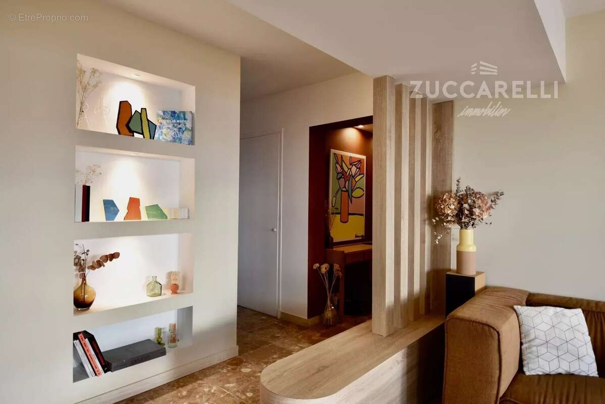 Appartement à LE CANNET