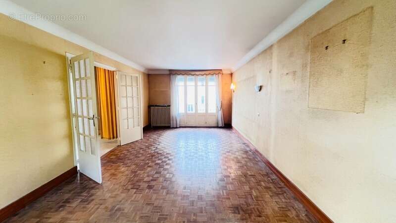 Département Finistère (29) – À vendre à Quimper : Maison T6 de 116 m² habitable (142 m² utiles) sur un terrain de 354 m² avec ga - photo 23