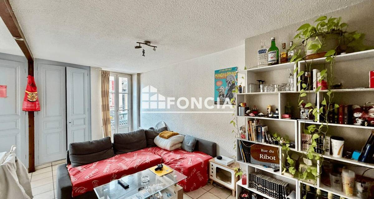 Appartement à VIZILLE