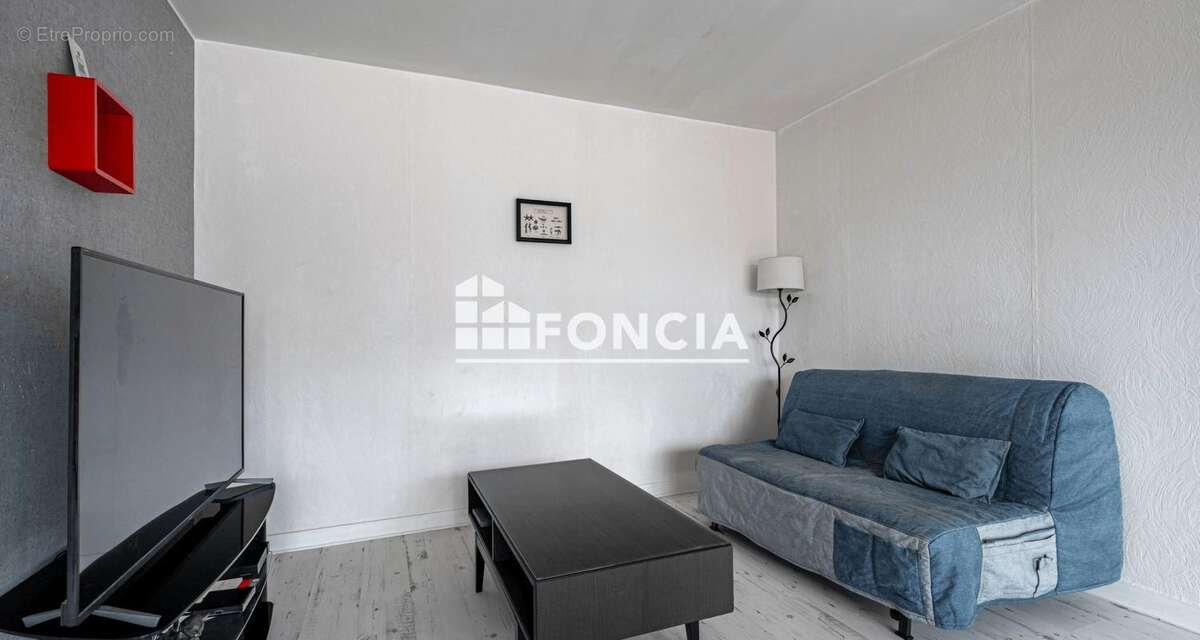 Appartement T2 plein sud avec cave et place de parking sécurisée - photo 4