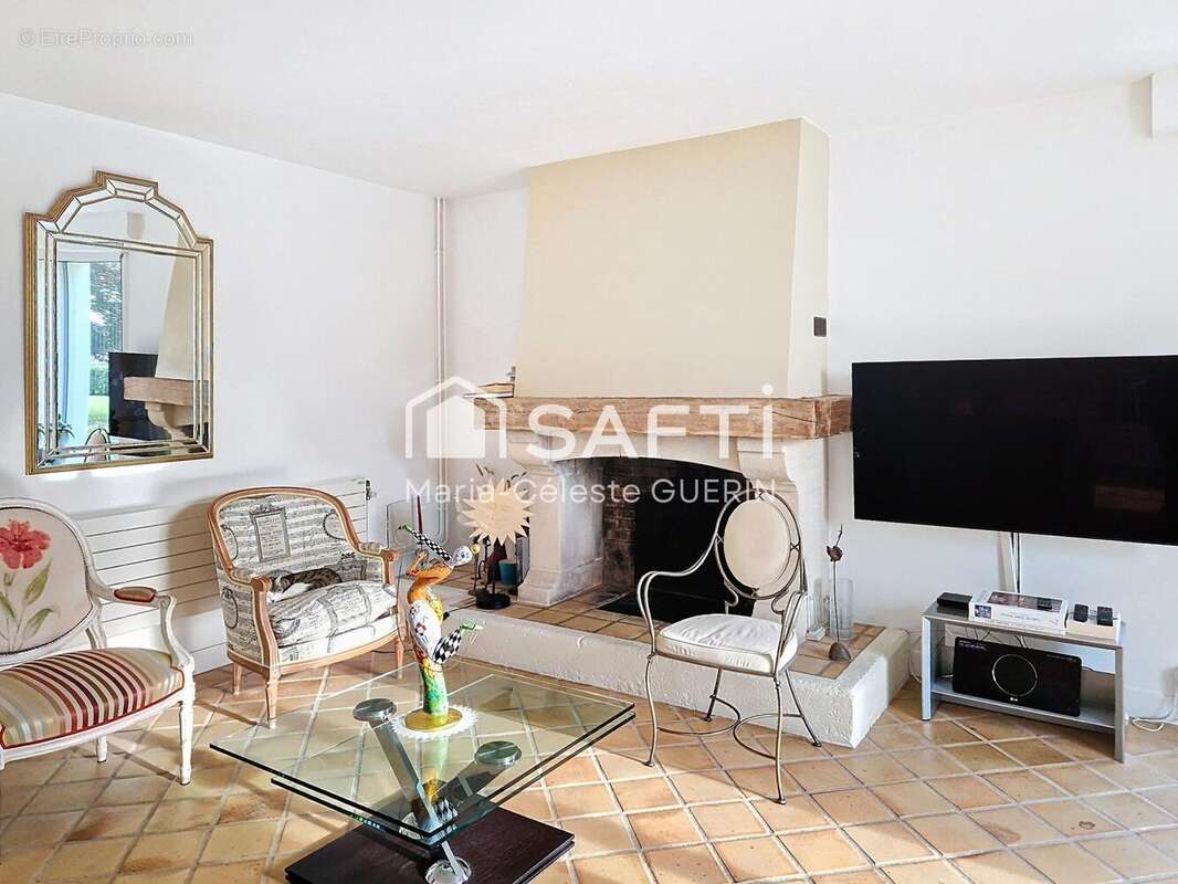 Photo 2 - Maison à VIGNY