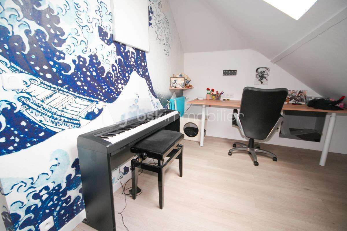 Maison à VAIRES-SUR-MARNE