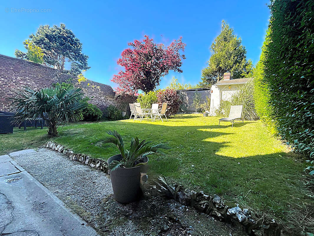 Maison à BELLEVILLE-SUR-MER