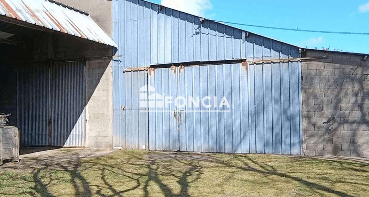 Maison à LE POIRE-SUR-VIE