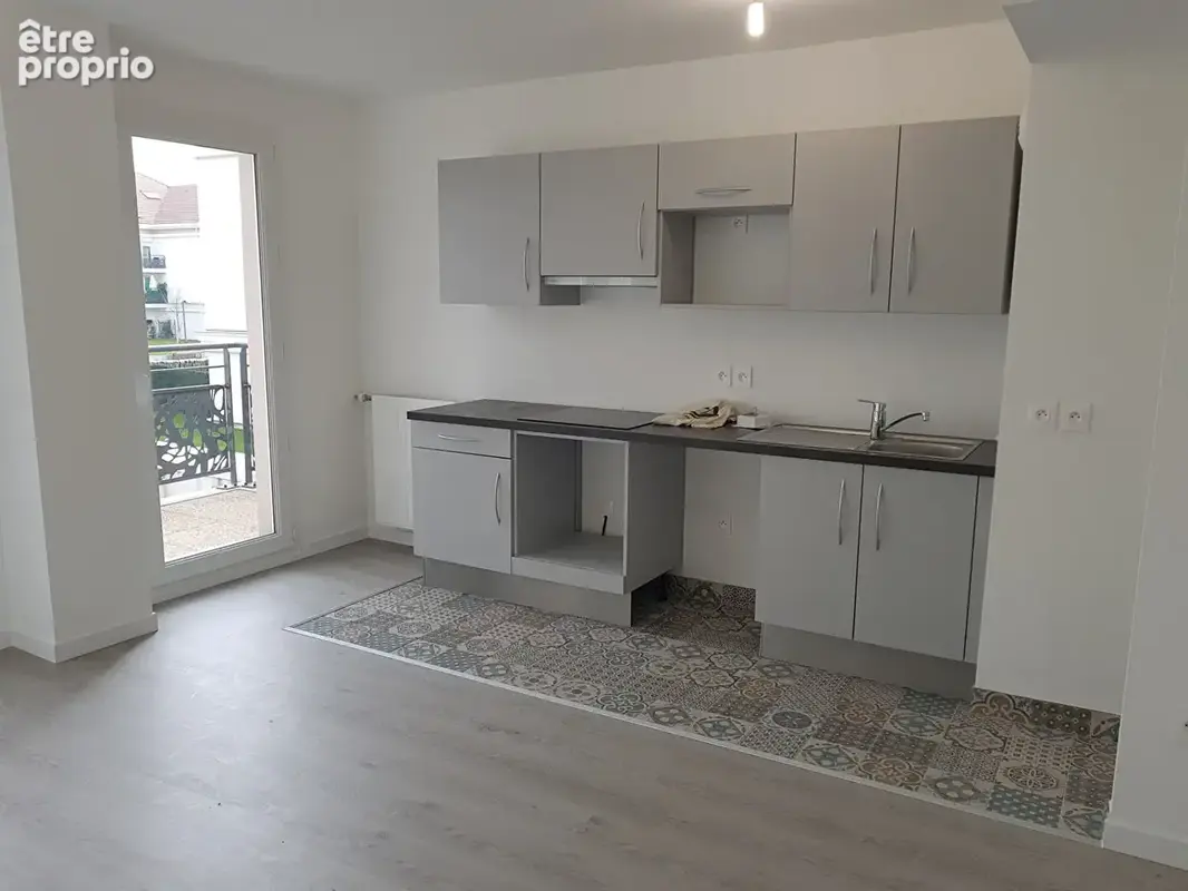APPARTMENT T2 ( Résidence carre du parisis ) - photo 10