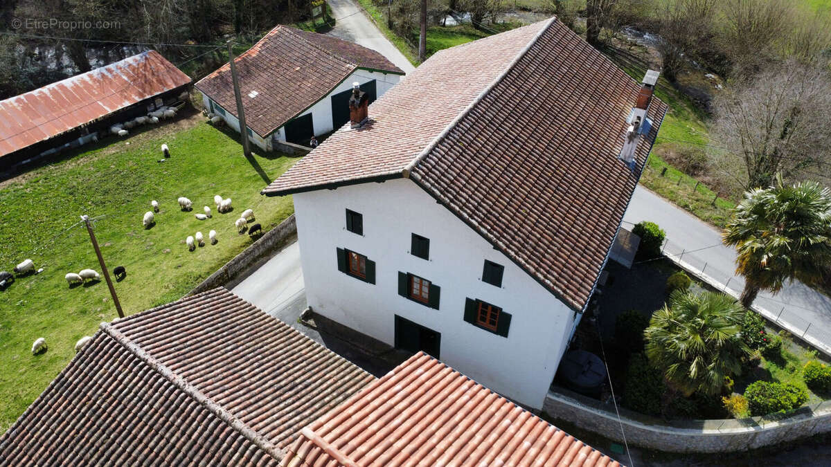 Photo 9 - Maison à SAINT-ETIENNE-DE-BAIGORRY