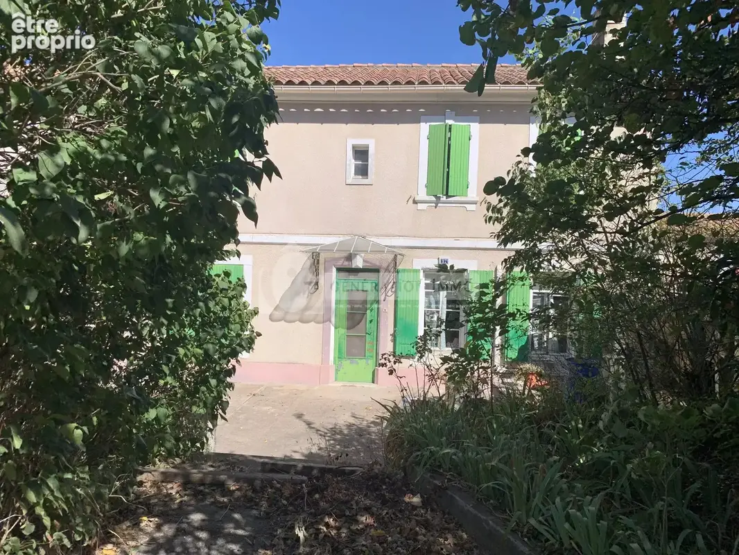 Photo Maison à Fontvieille au prix de 690 000€